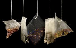 teas bags used as rinse for baldness and women